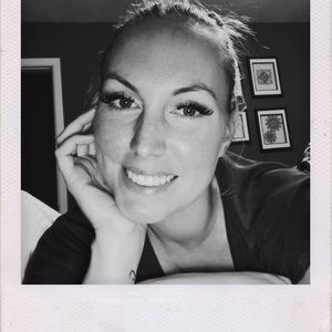 Meet your Posher, Renee